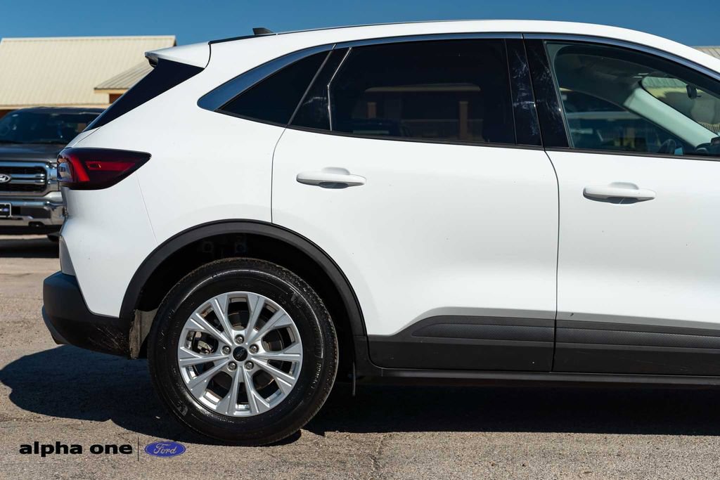 Used 2024 Ford Escape Active image 4