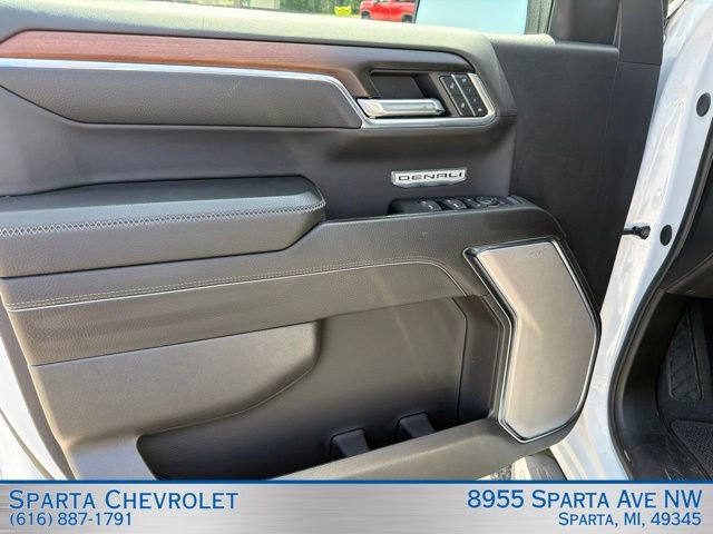 Used 2024 GMC Sierra 1500 Denali AWD/4WD image 23