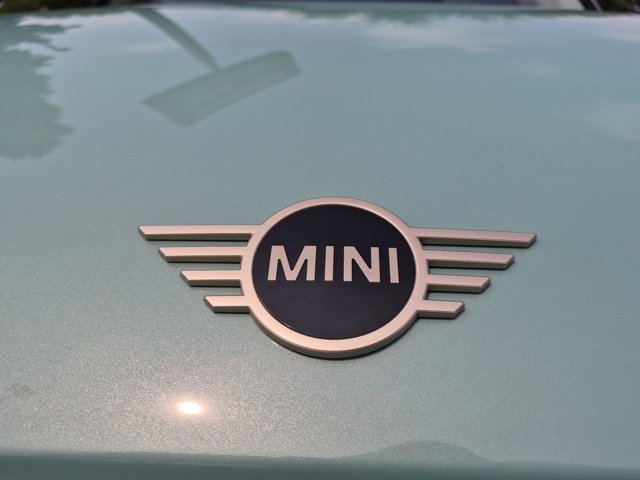 Used 2025 MINI Cooper S FWD image 29