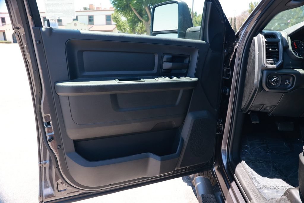 New 2026 RAM 3500 Tradesman AWD/4WD image 17