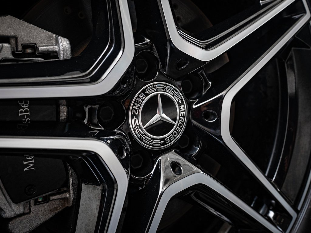 Used 2024 Mercedes-Benz GLB 250 4MATIC image 8