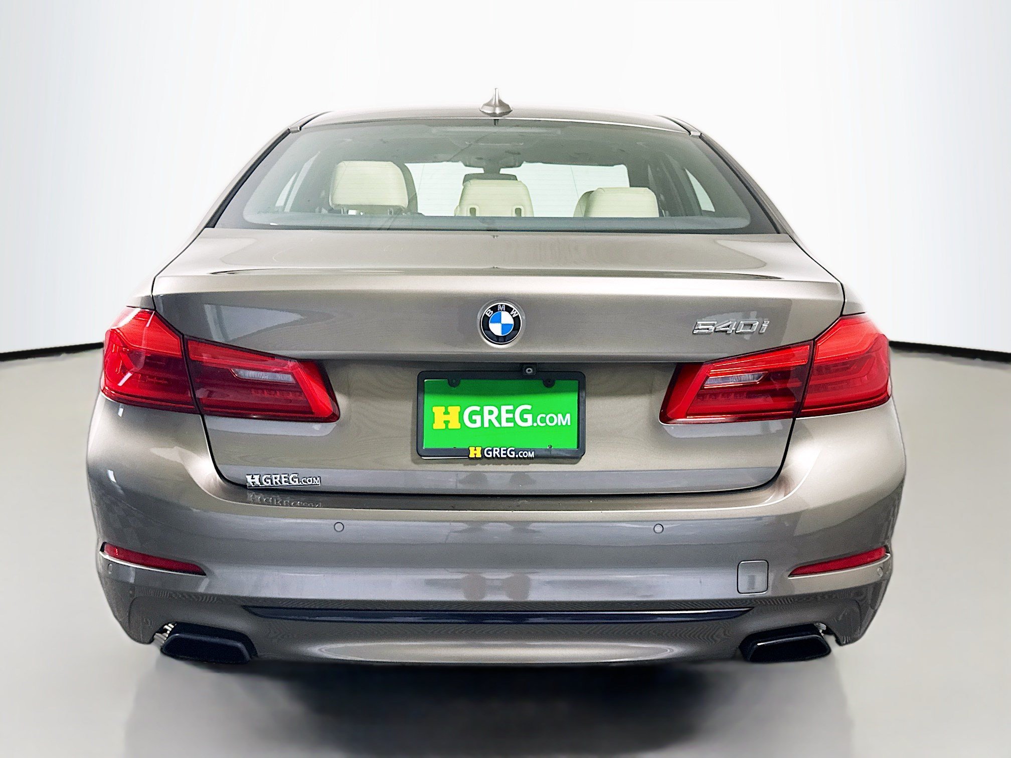 Used 2017 BMW 540i RWD image 8