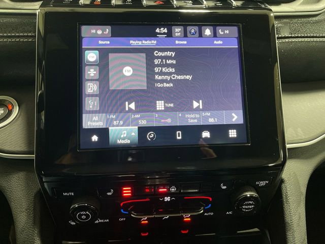 New 2026 Jeep Grand Cherokee L Laredo image 16