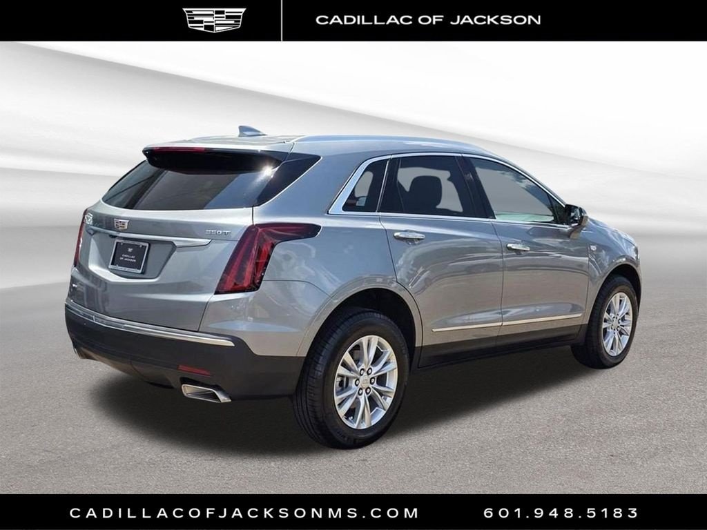 New 2026 Cadillac XT5 Luxury w/ LPO, Floor Liner Package AWD/4WD image 7