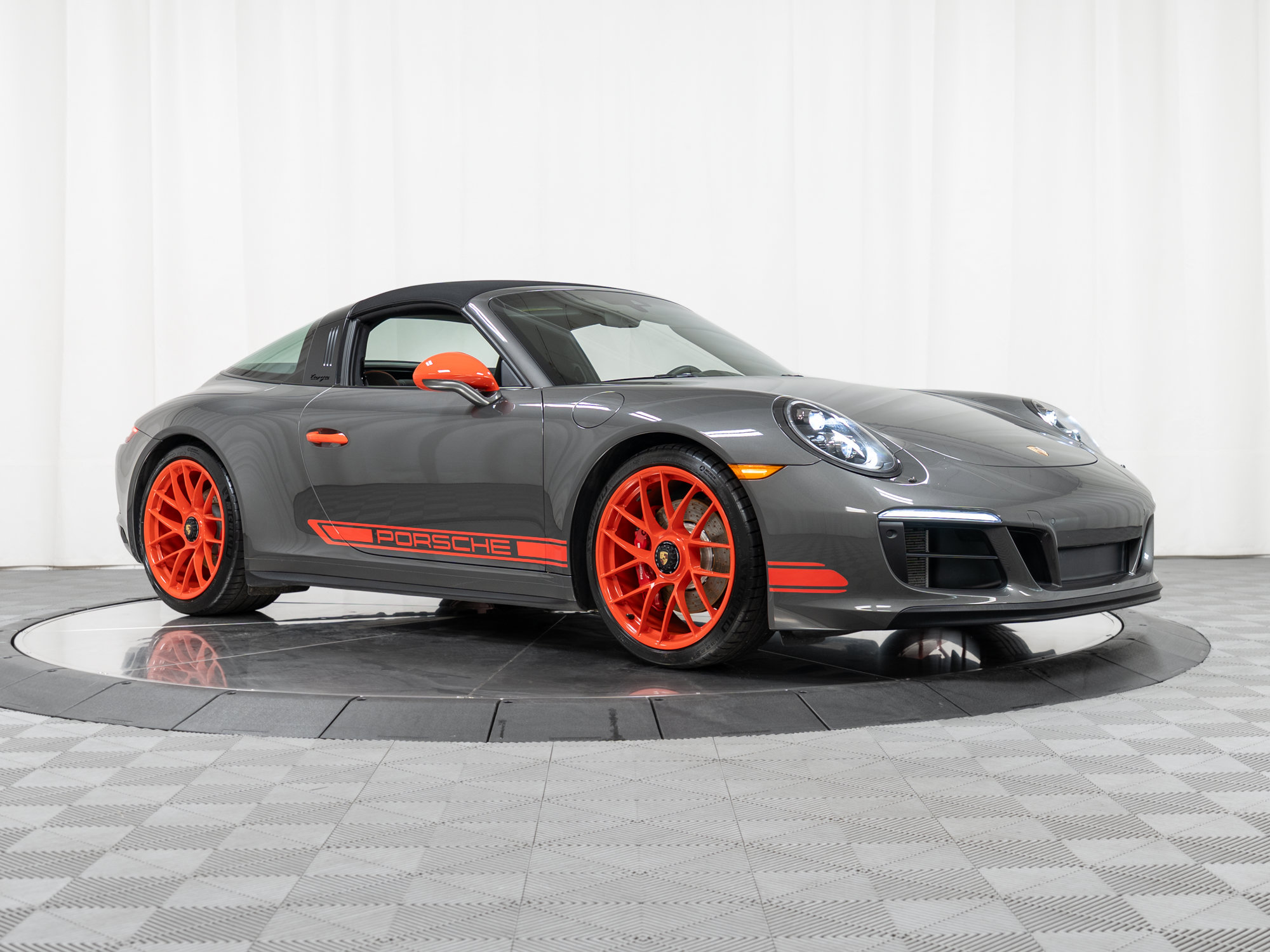 Certified 2018 Porsche 911 Targa 4 GTS AWD/4WD image 44