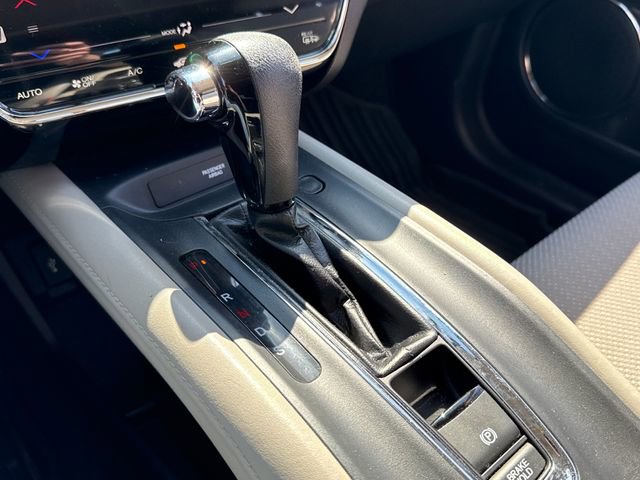 Used 2018 Honda HR-V EX image 33