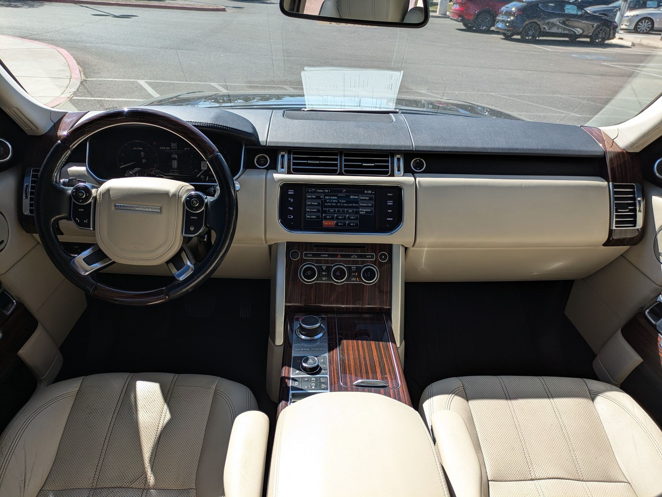 Used 2015 Land Rover Range Rover HSE AWD/4WD image 28