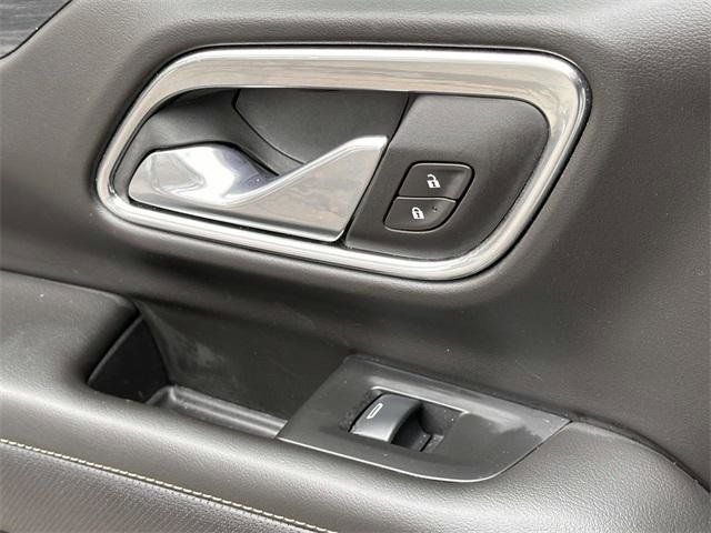 Used 2024 GMC Yukon XL SLT image 21