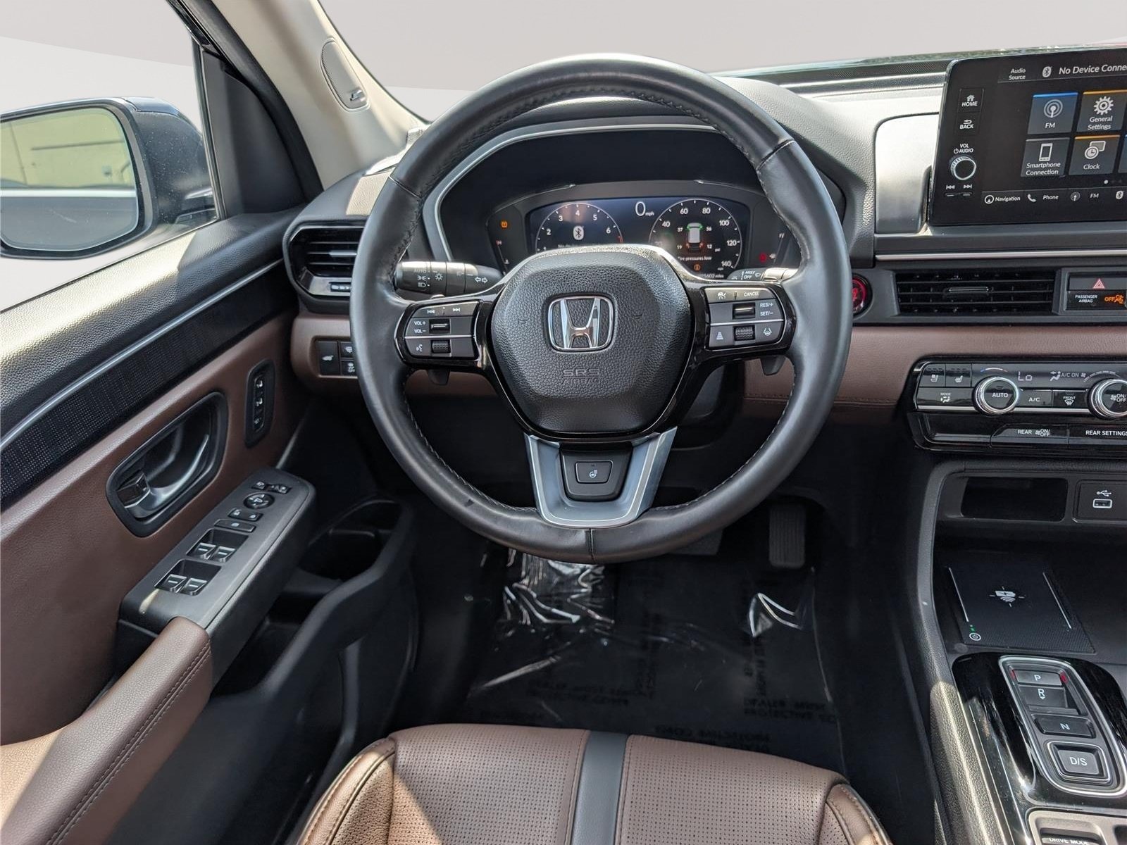 Used 2025 Honda Pilot Elite image 20