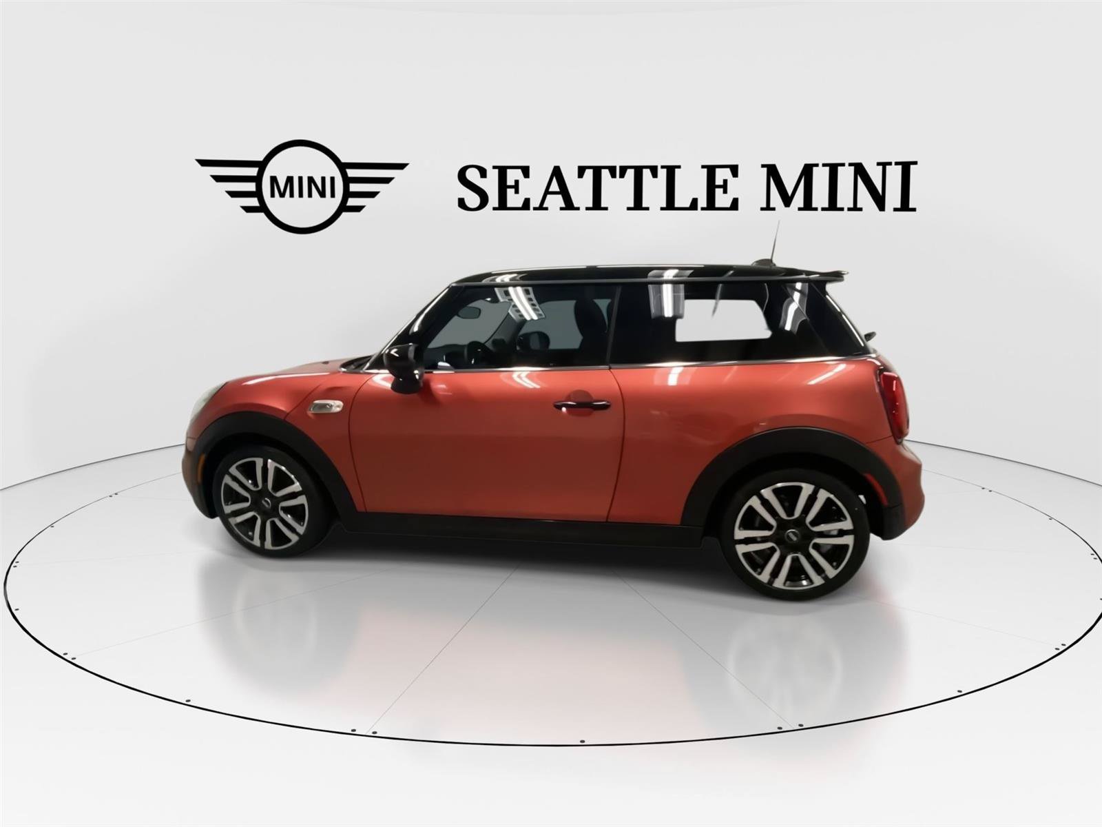 Used 2021 MINI Cooper S w/ Coral Red Edition FWD image 7
