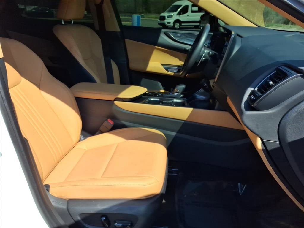 Used 2025 Lexus NX 350h AWD w/ Accessory Package (Z2) image 29
