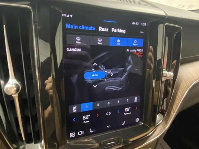Used 2022 Volvo XC60 B6 Inscription w/ Advanced Package image 23