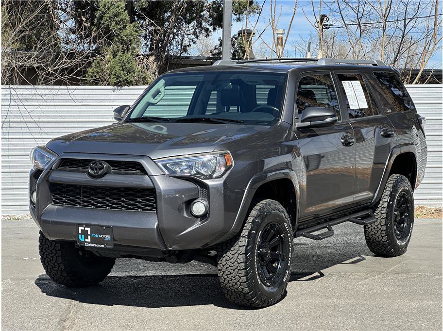 Used 2015 Toyota 4Runner SR5 Premium image 6