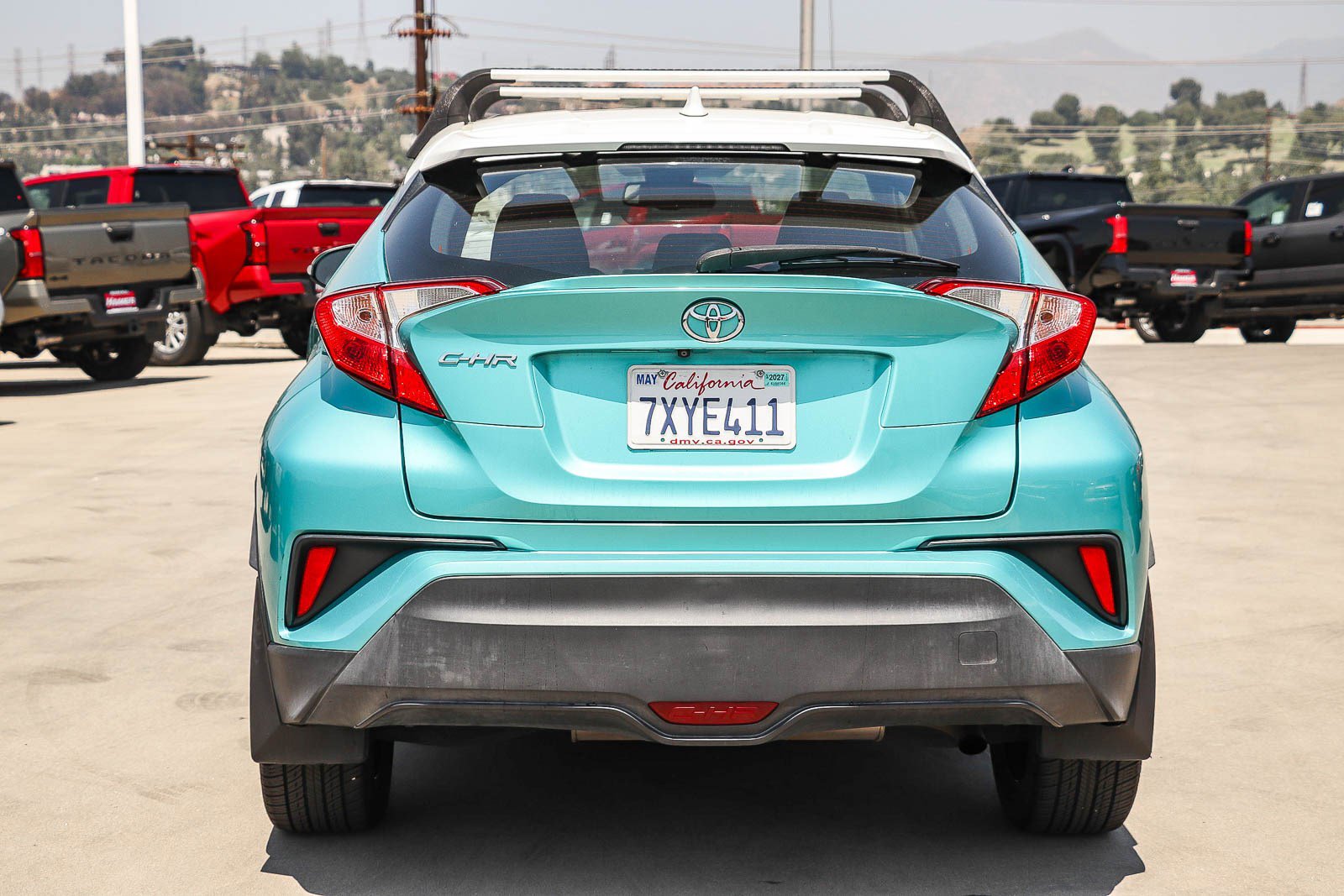 Certified 2018 Toyota C-HR XLE FWD image 6