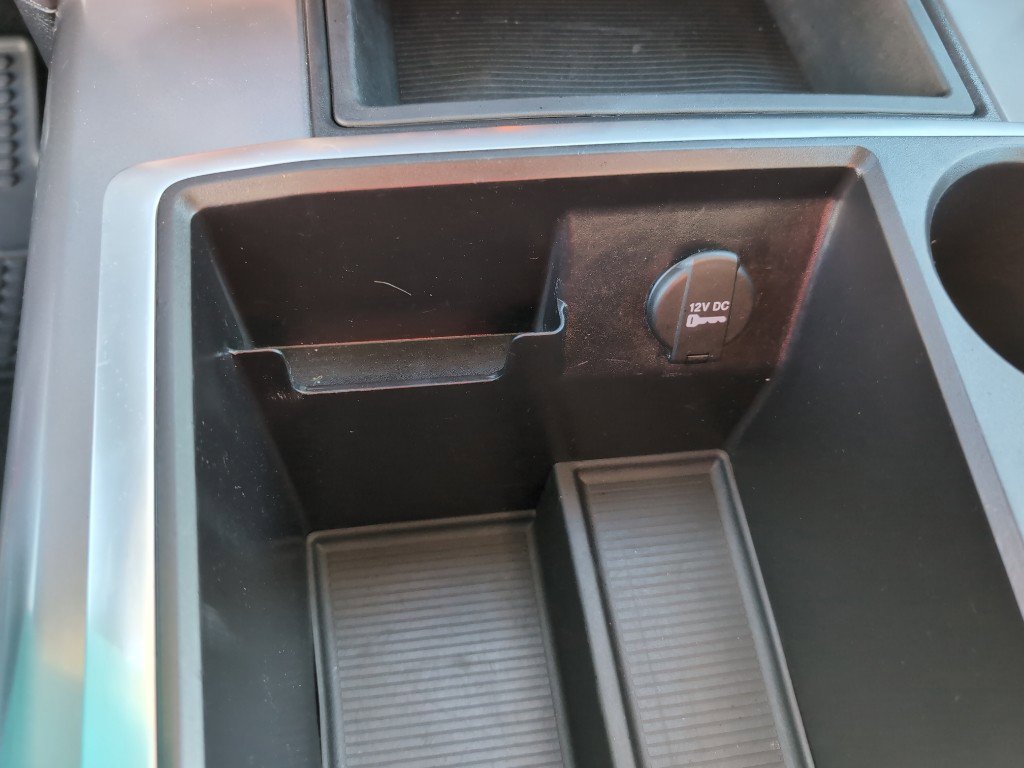 Used 2015 RAM 1500 Limited image 16