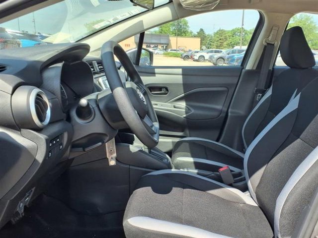 New 2025 Nissan Versa S image 29