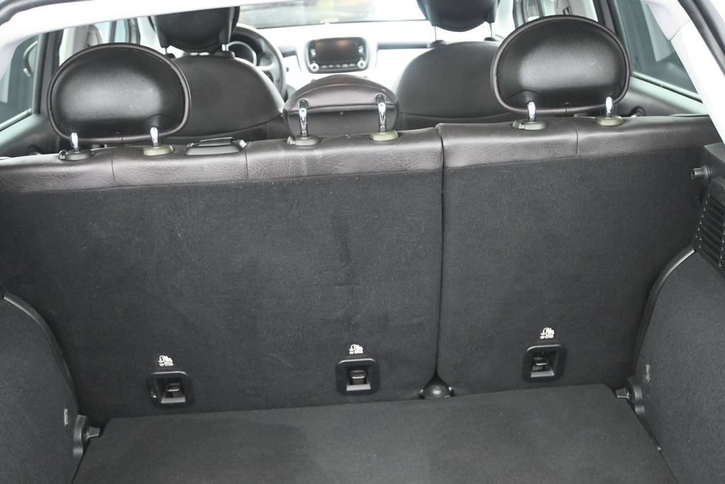 Used 2016 FIAT 500X Lounge FWD image 16