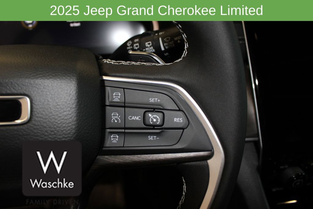 New 2025 Jeep Grand Cherokee Limited w/ Trailer Tow Package image 26