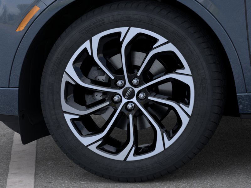 New 2026 Lincoln Nautilus Reserve image 19