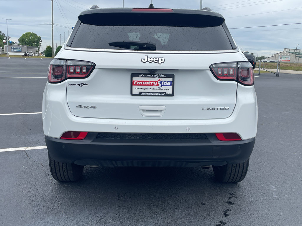 Used 2025 Jeep Compass Limited AWD/4WD image 7