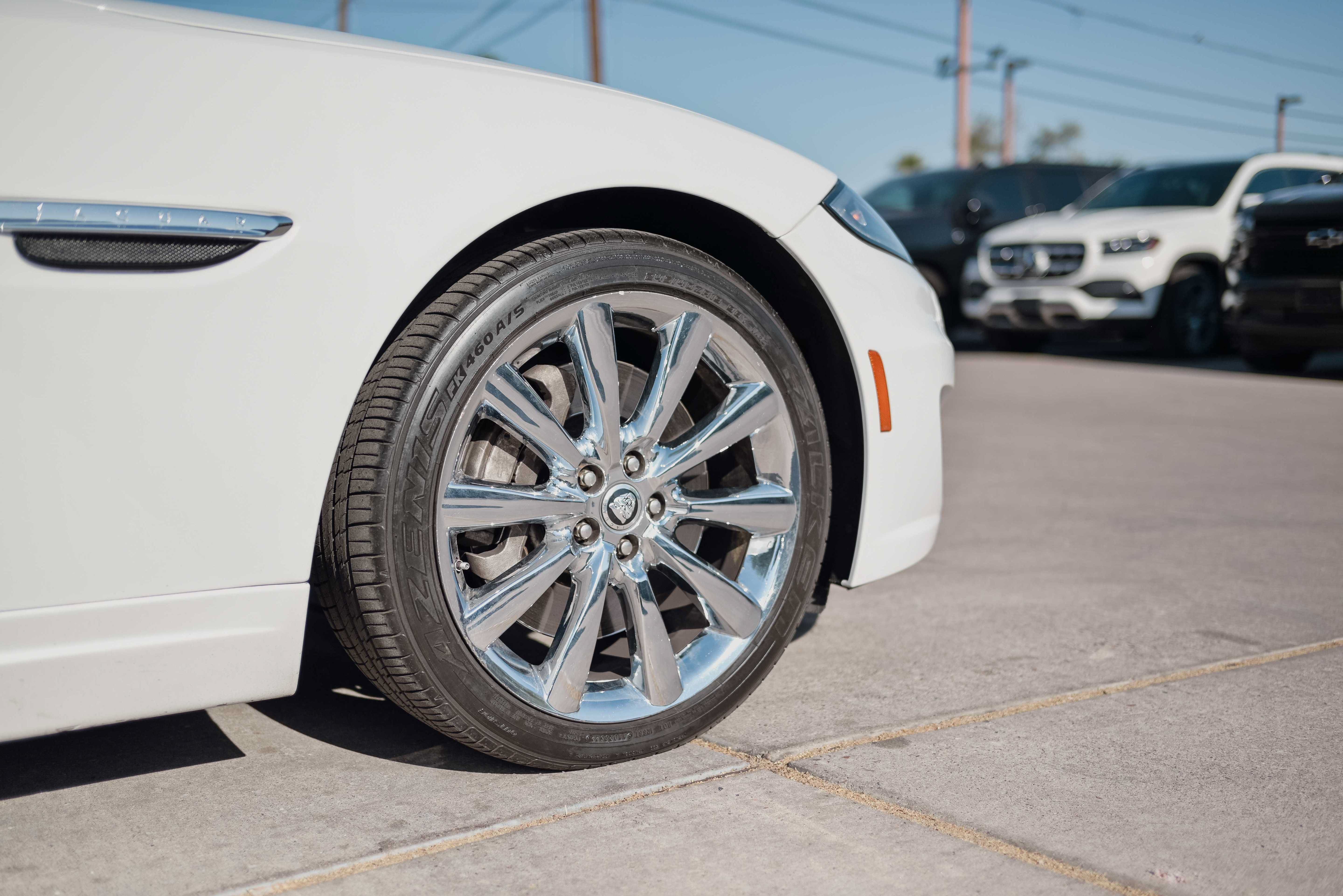 Used 2012 Jaguar XK Convertible RWD image 19