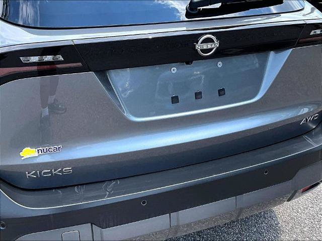 Certified 2025 Nissan Kicks SV AWD/4WD image 26