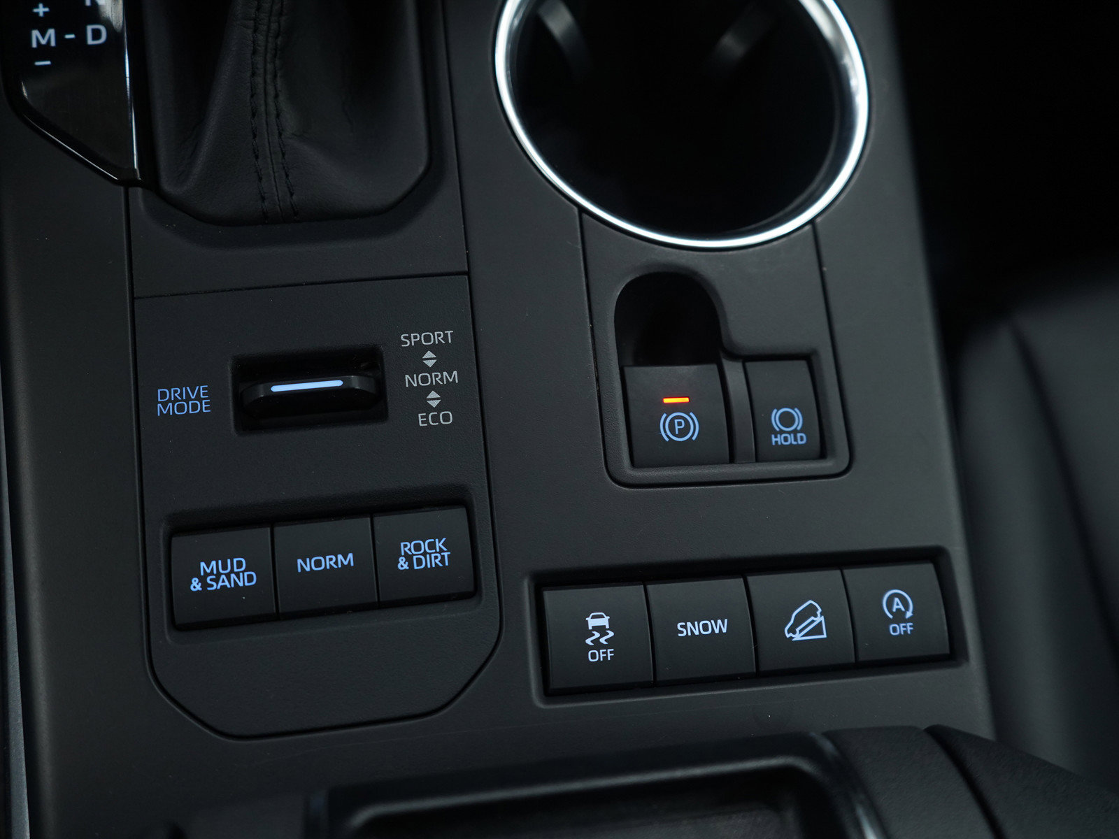 Used 2020 Toyota Highlander XLE image 27