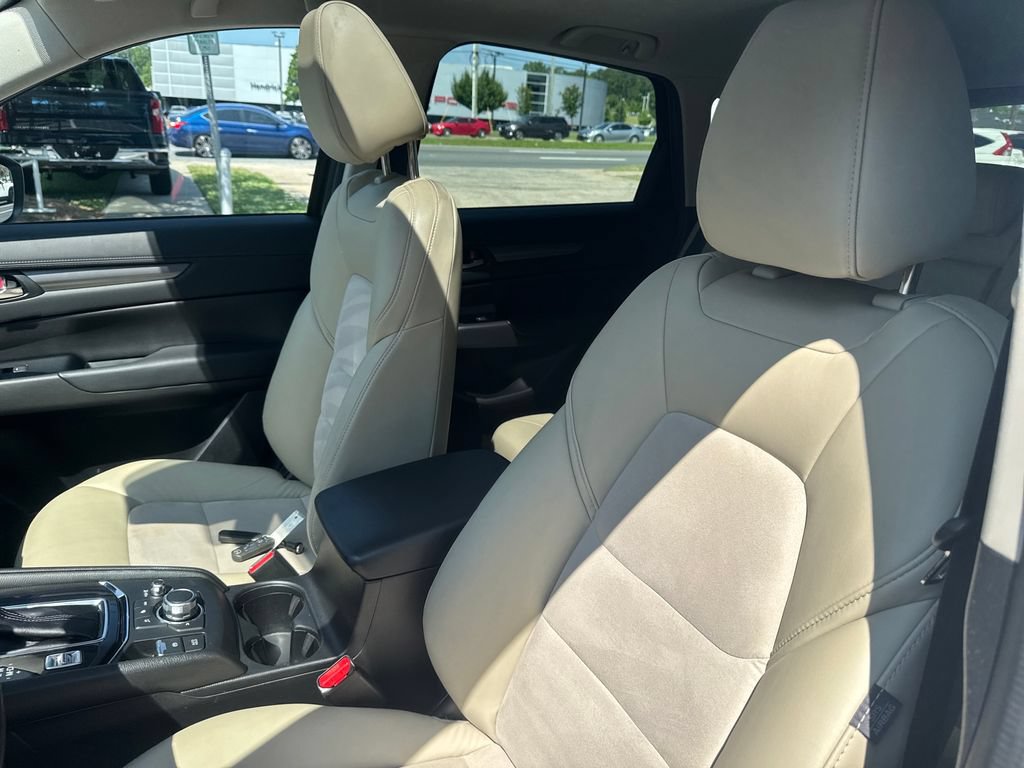 Used 2018 MAZDA CX-5 Touring w/ Preferred Equipment Package FWD image 9