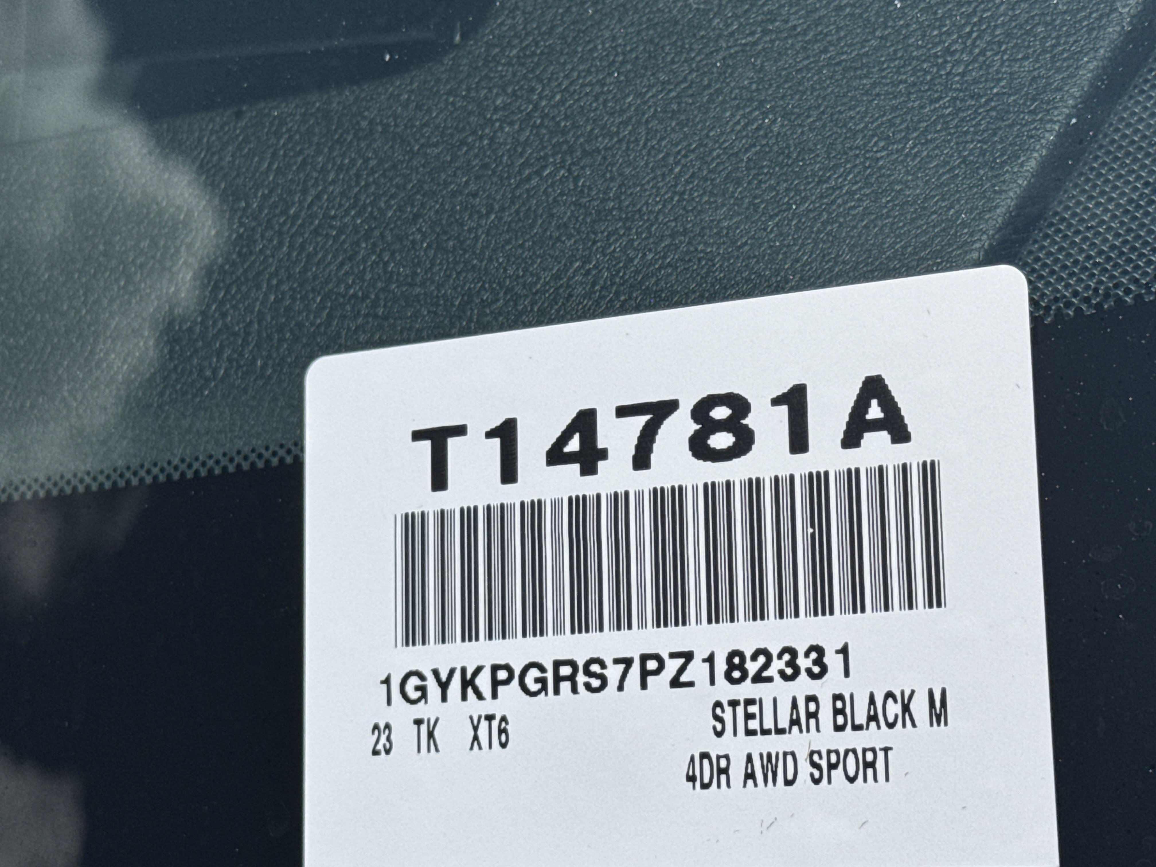 Used 2023 Cadillac XT6 Sport w/ Technology Package AWD/4WD image 38