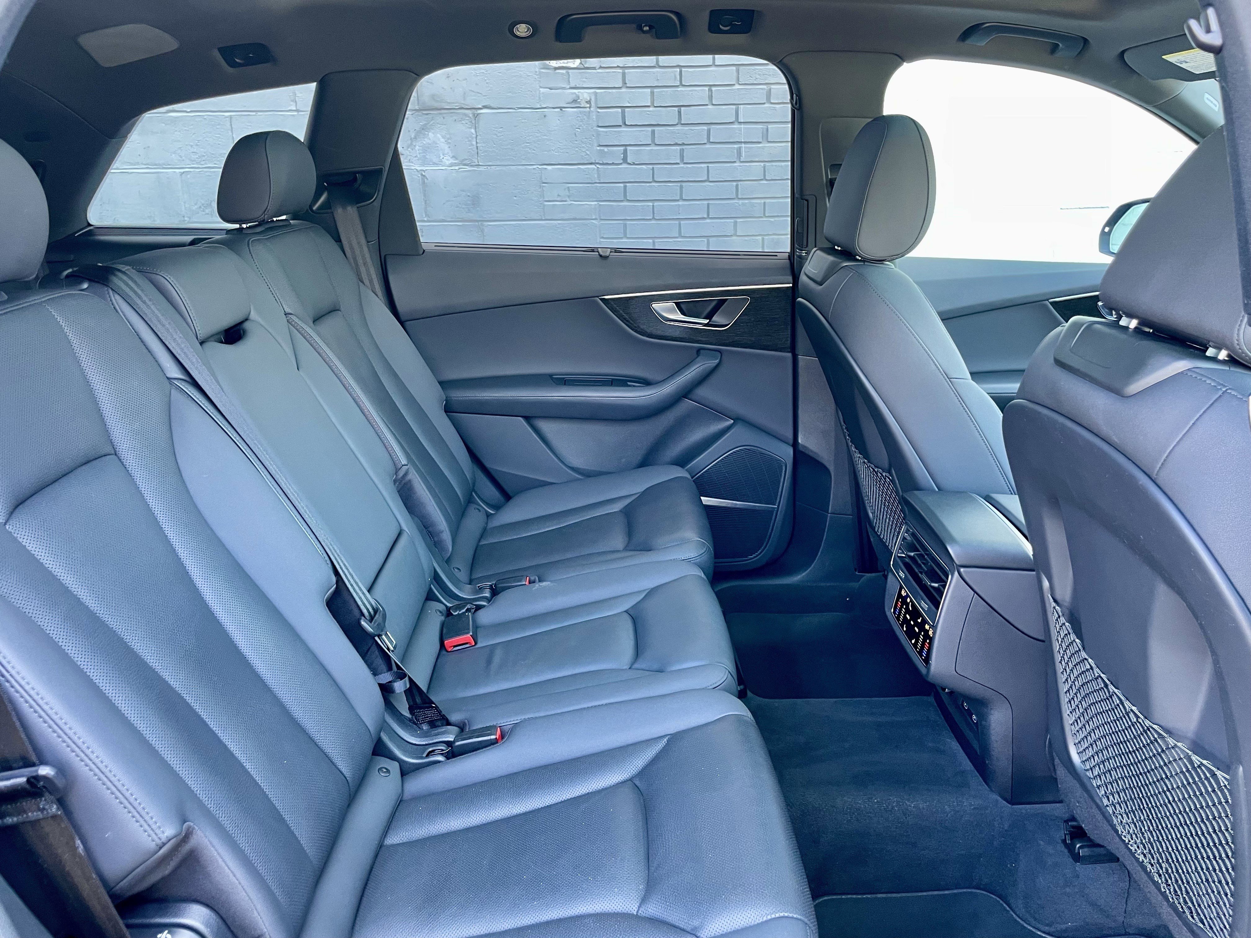 Used 2021 Audi Q7 3.0T Prestige image 31