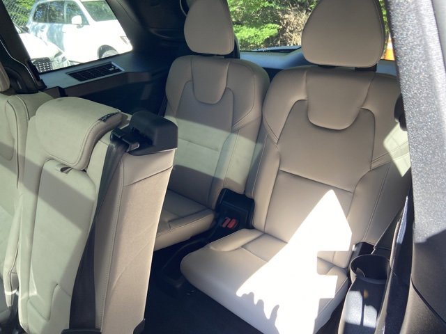New 2026 Volvo XC90 T8 Plus image 17
