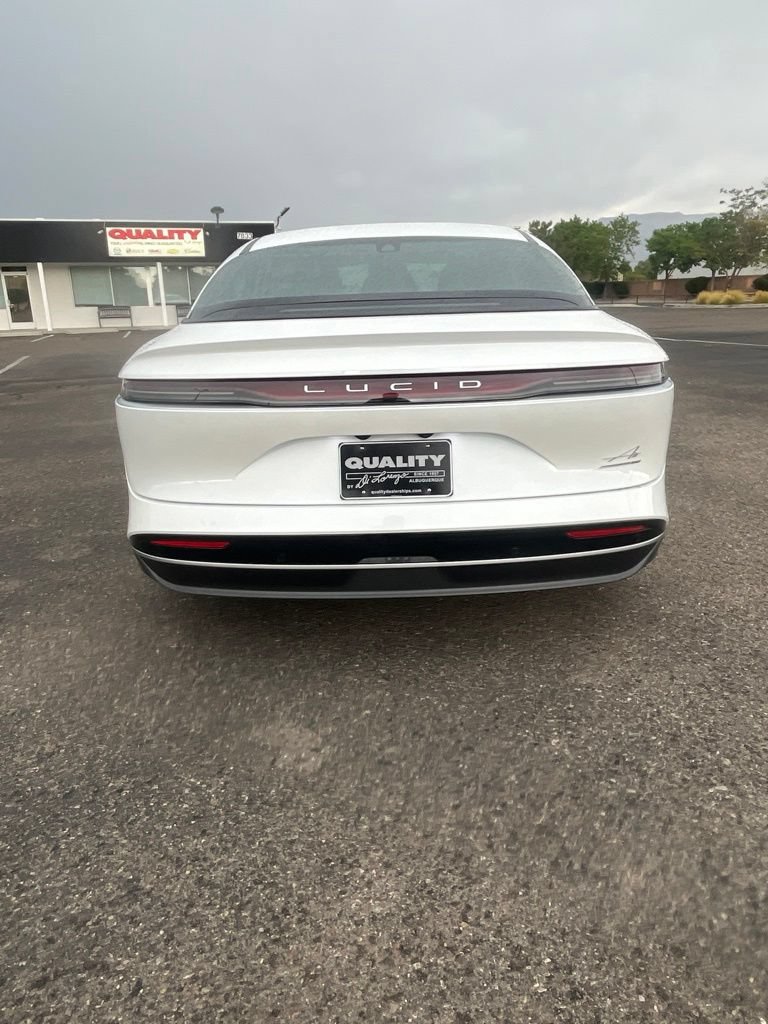 Used 2024 Lucid Air Touring AWD/4WD image 3