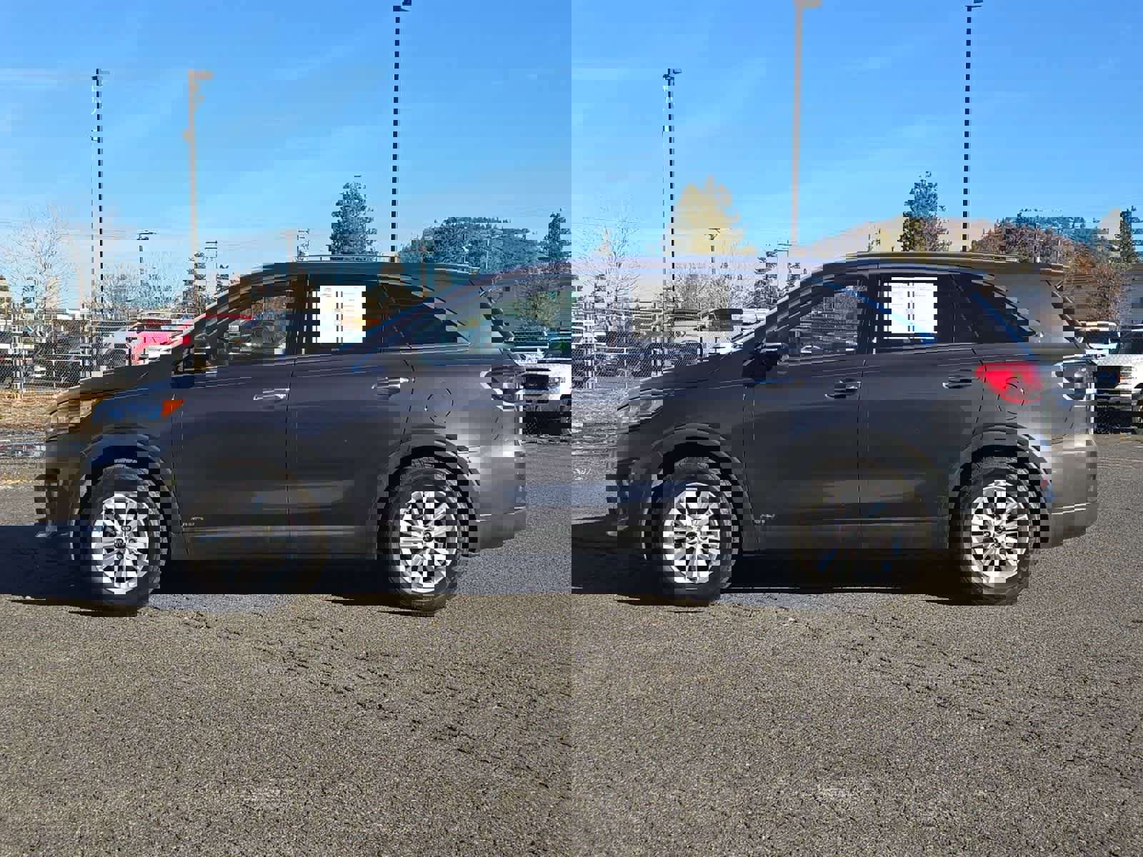 Used 2019 Kia Sorento LX image 5