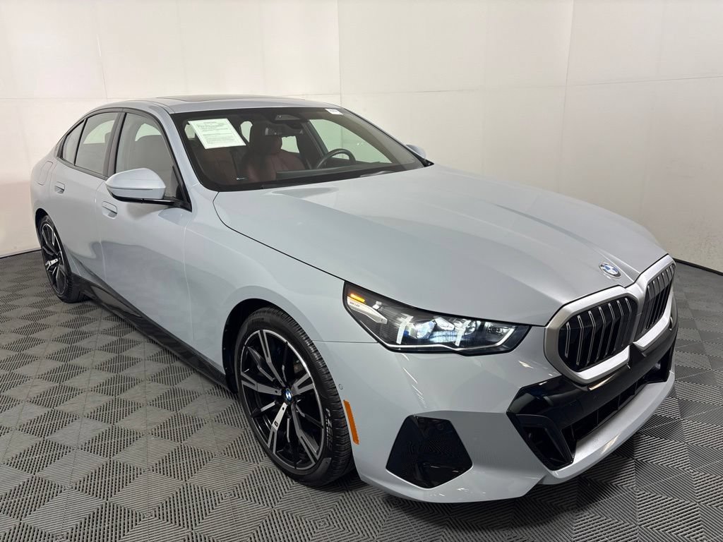 Certified 2026 BMW 530i w/ M Sport Package RWD image 4