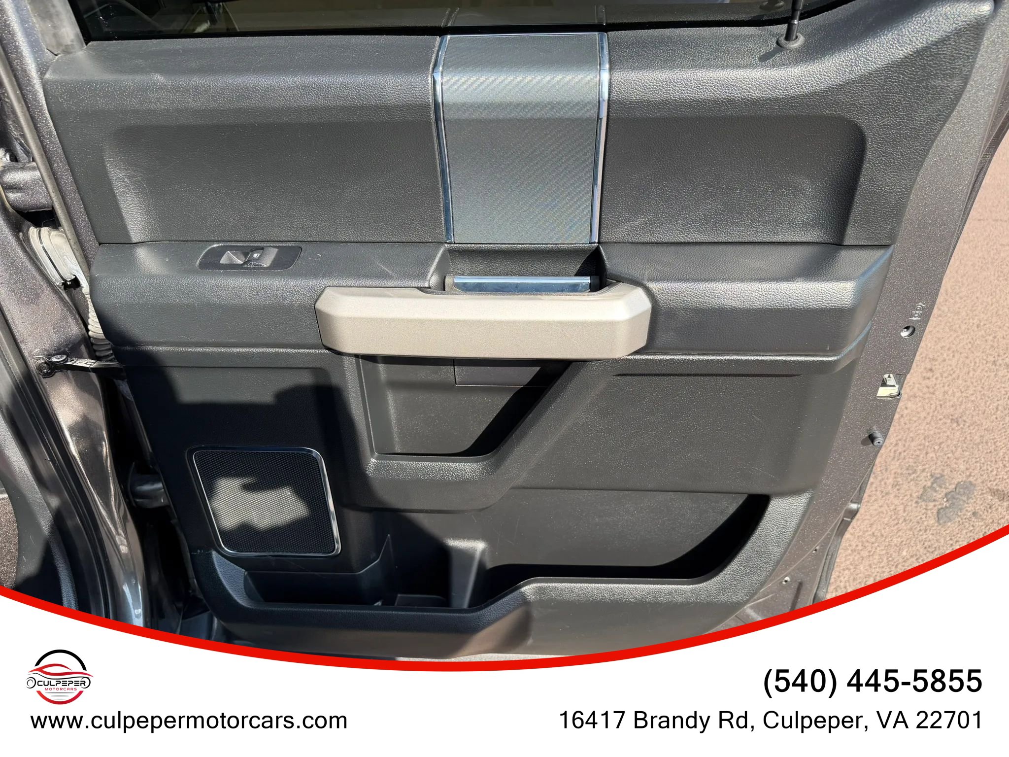Used 2019 Ford F150 Lariat w/ Equipment Group 502A Luxury AWD/4WD image 14