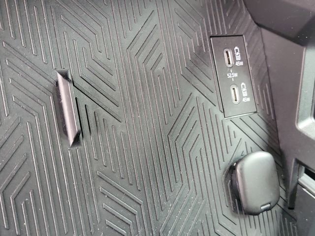 Used 2024 Toyota Tacoma SR5 image 31