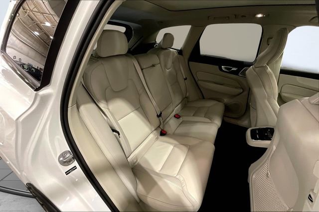 New 2026 Volvo XC60 B5 Ultra w/ Climate Package image 11
