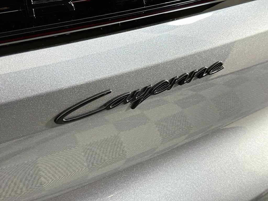 New 2026 Porsche Cayenne AWD/4WD image 34