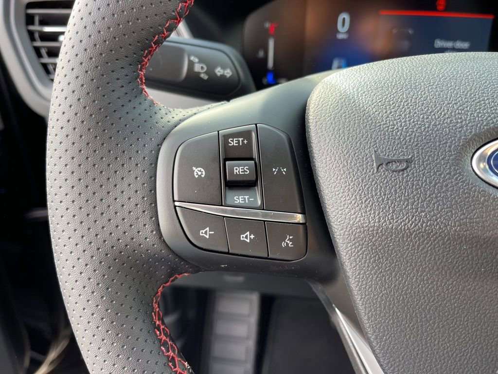 New 2026 Ford Escape ST-Line Select w/ Equipment Group 401A image 14