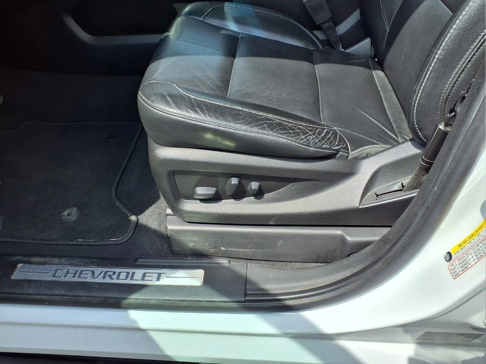 Used 2019 Chevrolet Suburban LT AWD/4WD image 11
