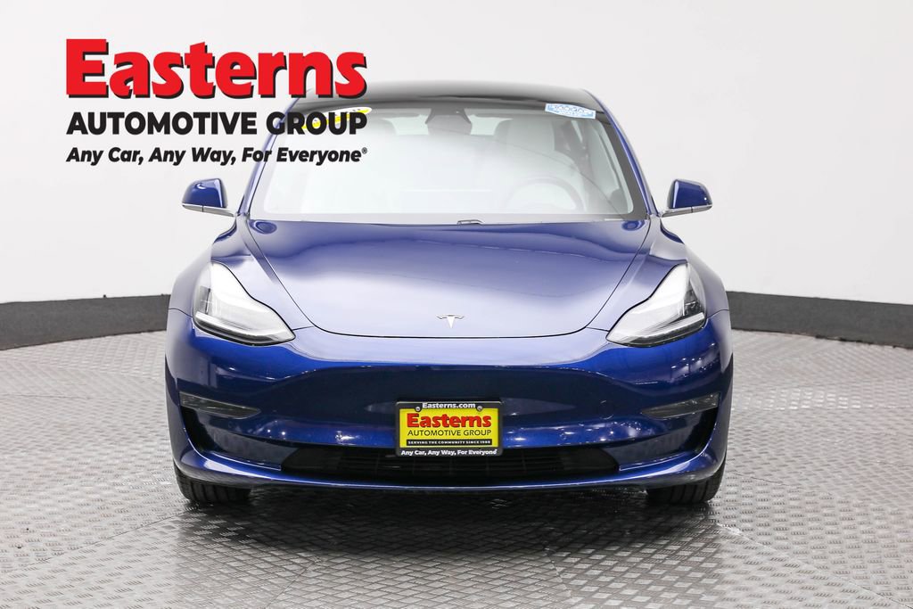 Used 2020 Tesla Model 3 Standard Range Plus image 2