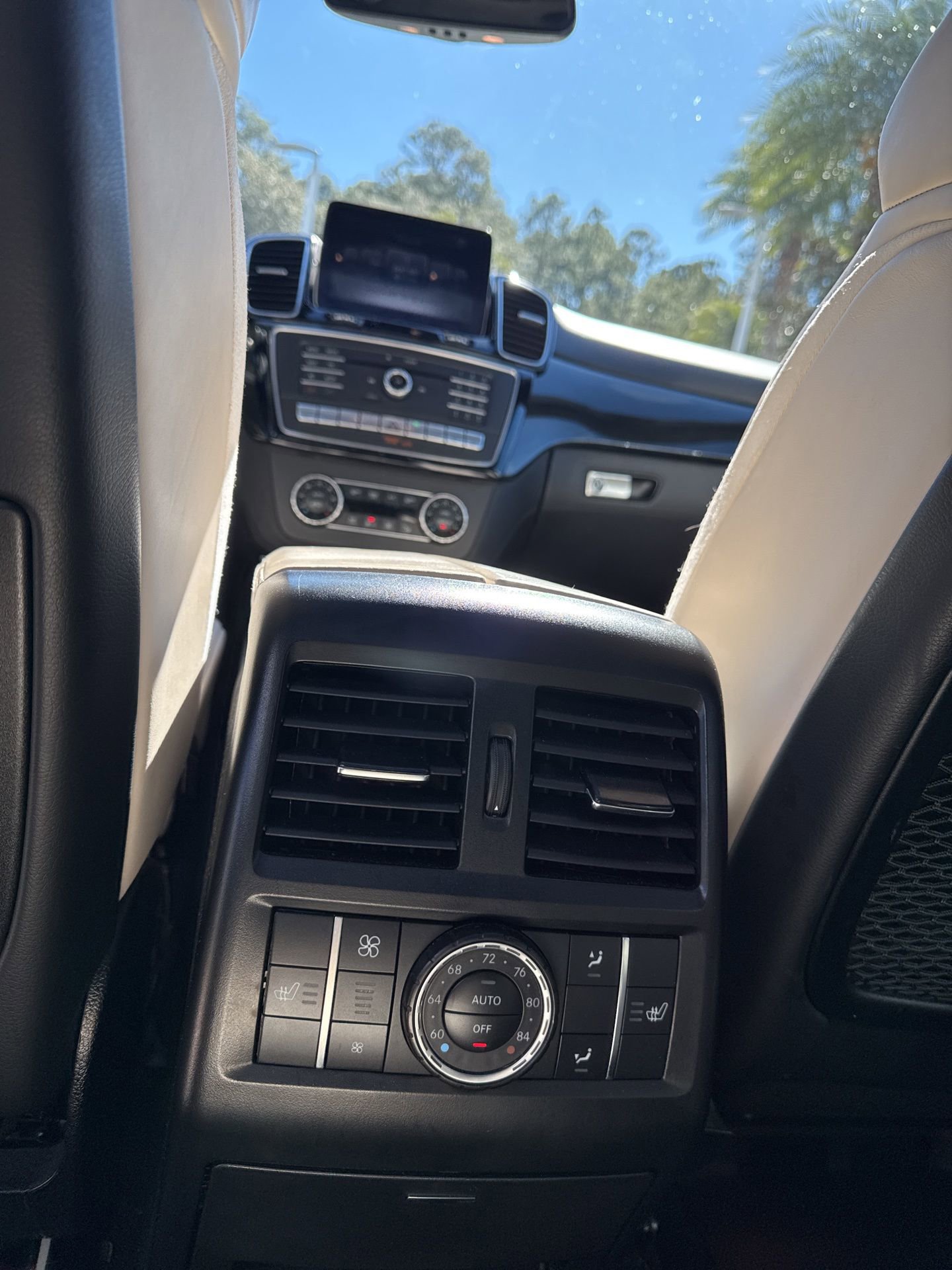 Used 2018 Mercedes-Benz GLS 63 AMG 4MATIC image 19