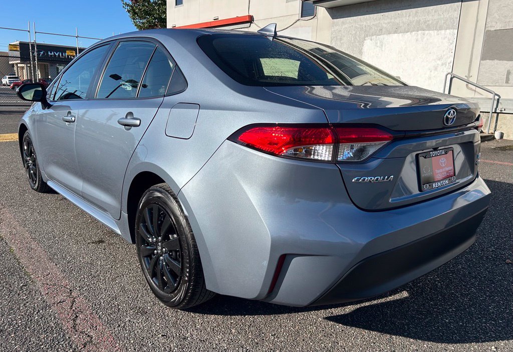 Certified 2025 Toyota Corolla LE FWD image 7