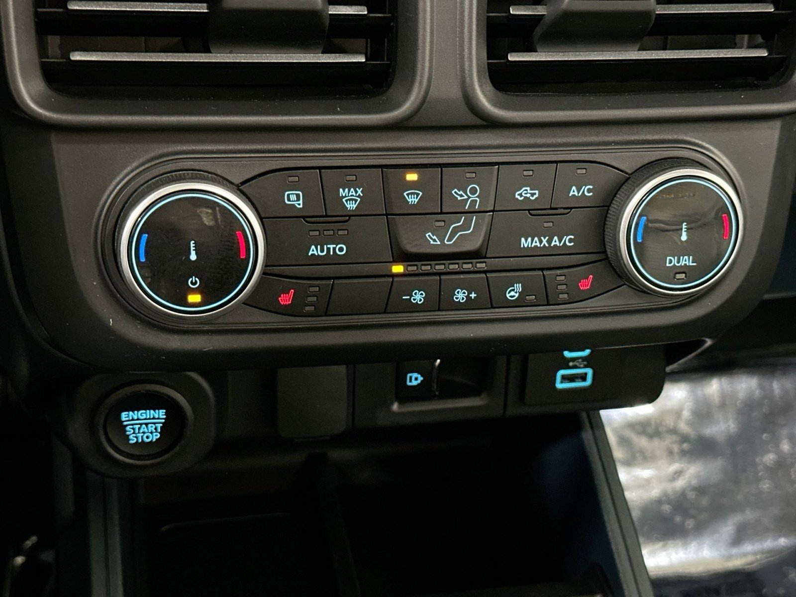 Used 2024 Ford Maverick Tremor w/ Tremor Off-Road Package image 25