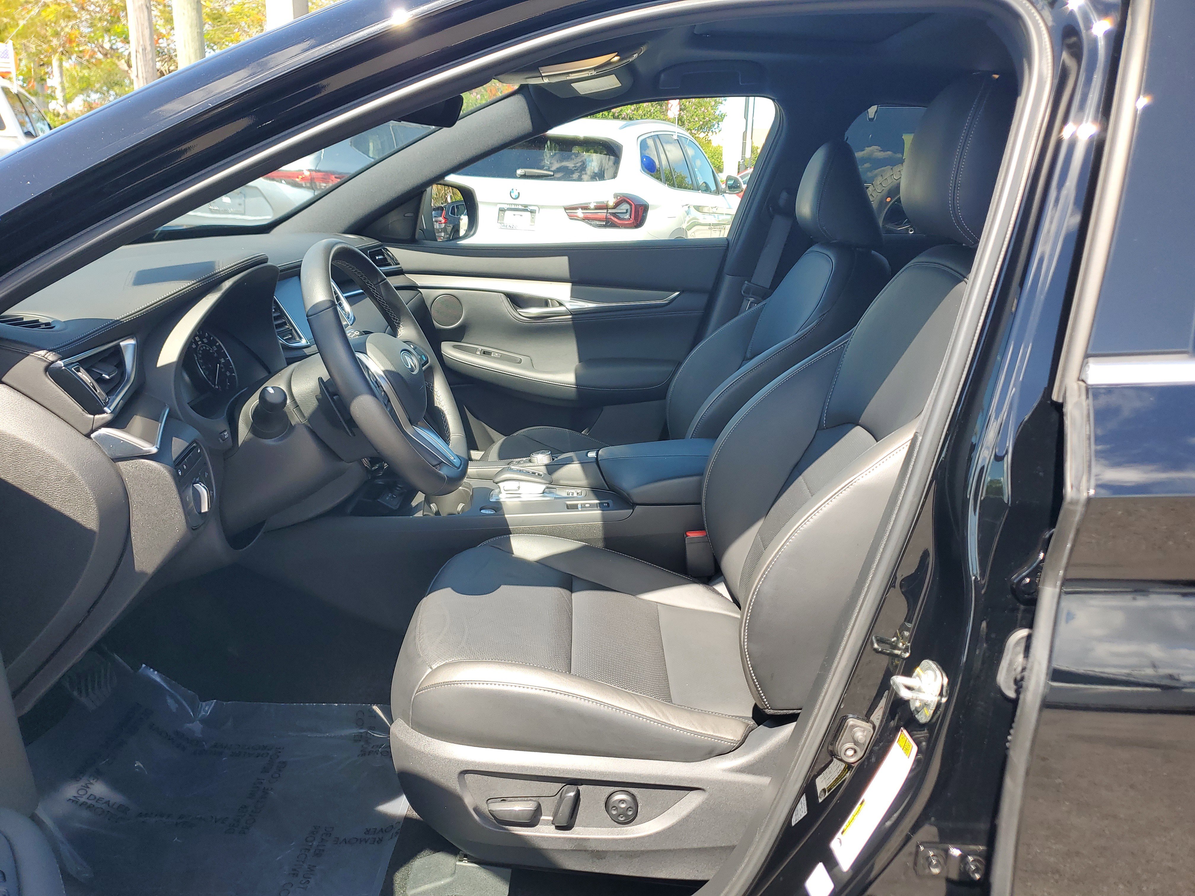 Used 2025 INFINITI QX55 Luxe image 12