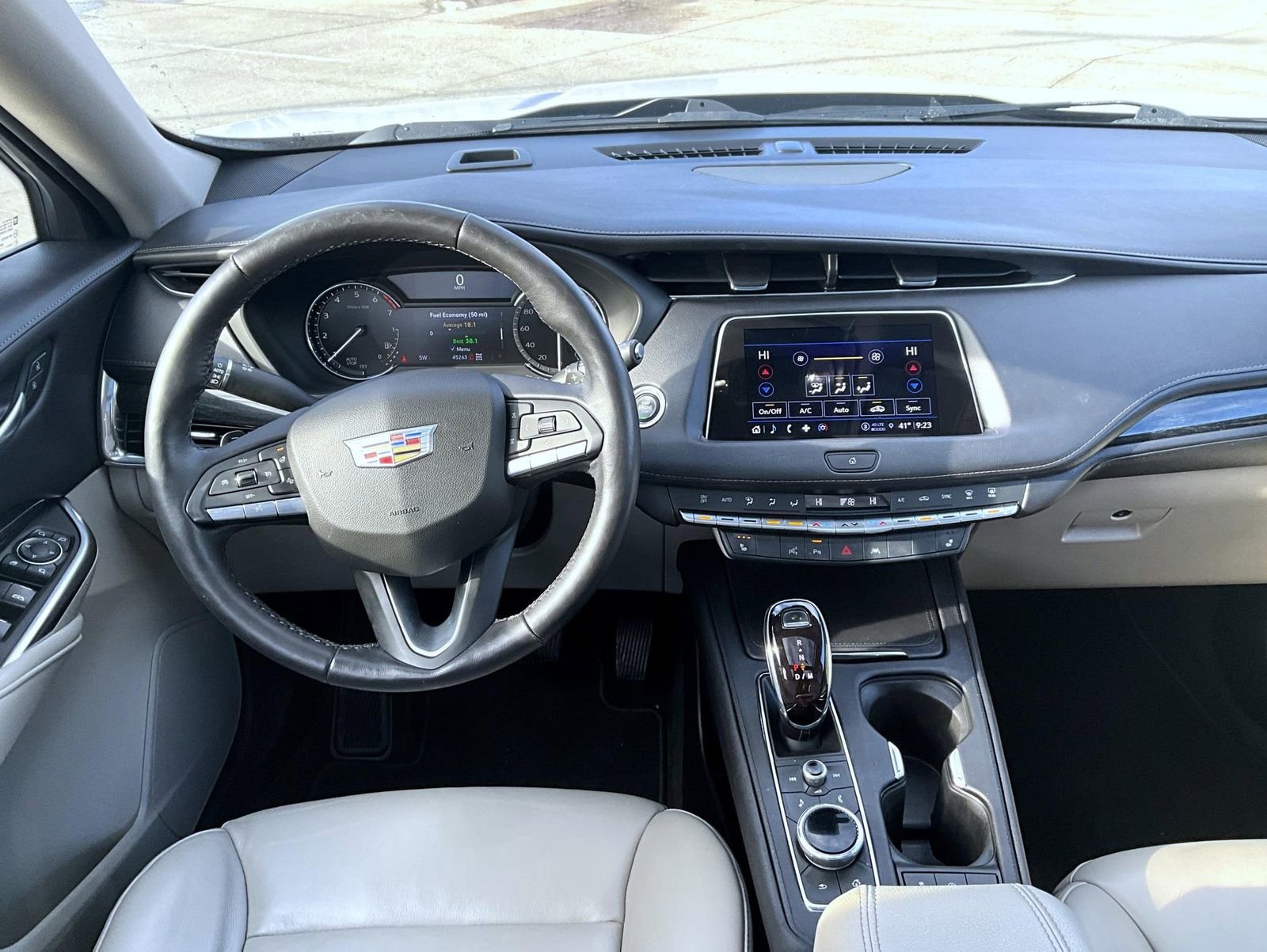 Used 2022 Cadillac XT4 Premium Luxury w/ Enhanced Visibility Package image 13