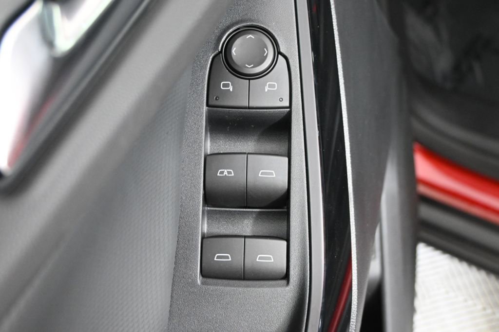 New 2026 Chevrolet Equinox LT w/ Convenience Package II image 19