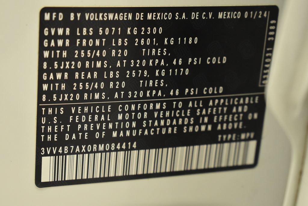 Used 2024 Volkswagen Tiguan SEL R-Line AWD/4WD image 43