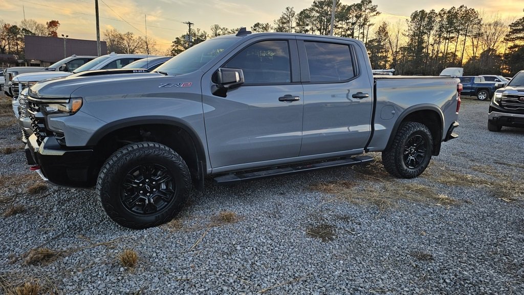 Used 2024 Chevrolet Silverado 1500 ZR2 w/ Technology Package