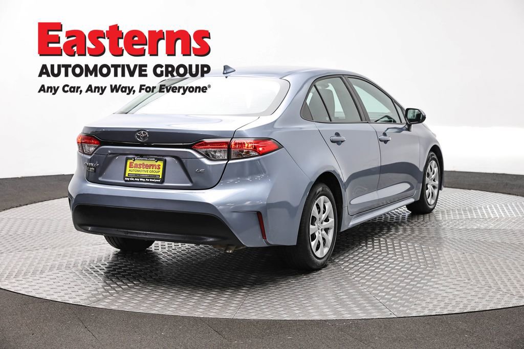 Used 2023 Toyota Corolla LE FWD image 5
